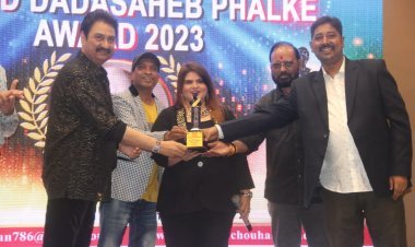 कुमार शानू ने किया दिलीप सेन, ऋतु पाठक, एसीपी संजय पाटिल को दादा साहेब फाल्के अवार्ड 2023 से सम्मानित