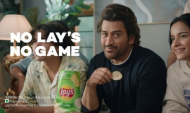 लेज के नए कैंपेन 'नो लेज, नो गेम' के लिए धोनी ने फैन्स को दिया सरप्राइज होम विजिट